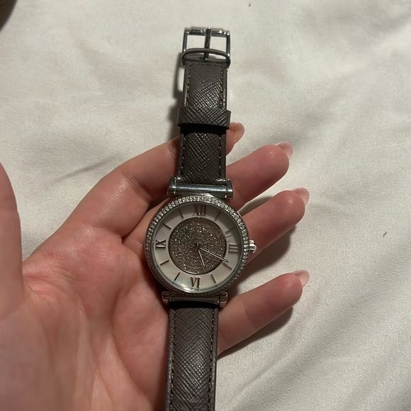 Michael Kors Watch - Picture 1 of 7